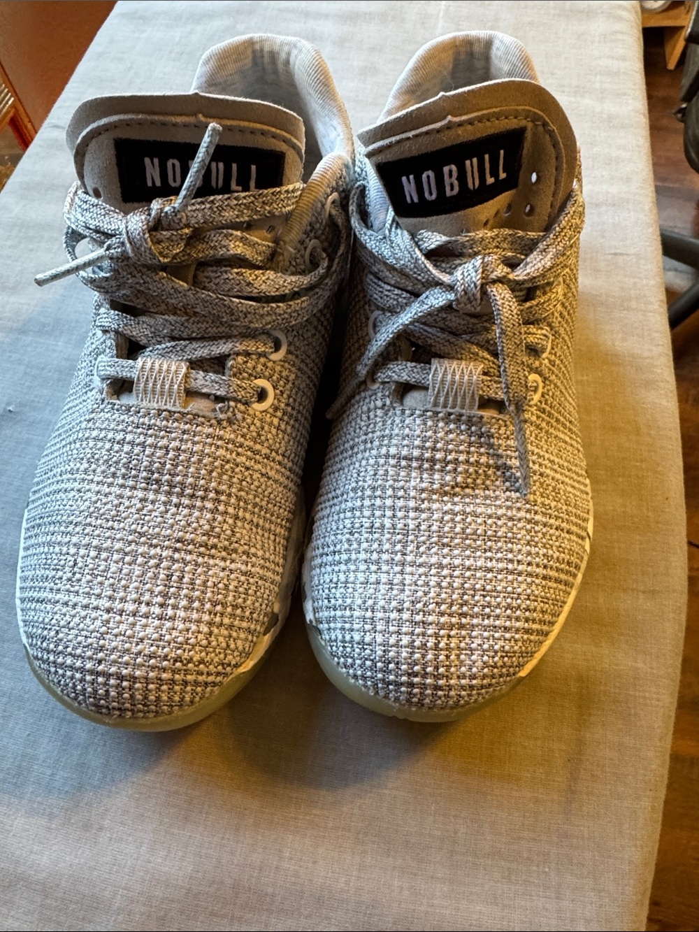 NOBULL training shoes size Women’s 8 men’s 6.5
